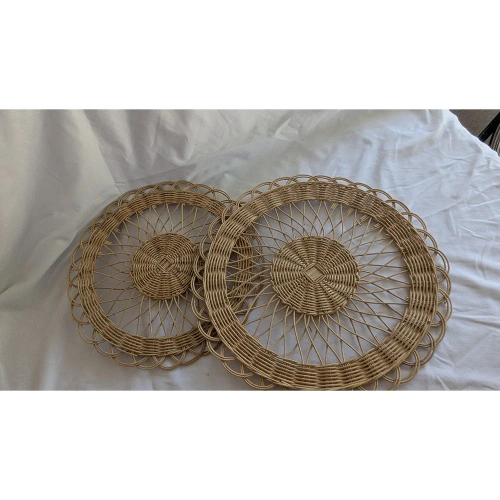 N/A handcrafted wicker